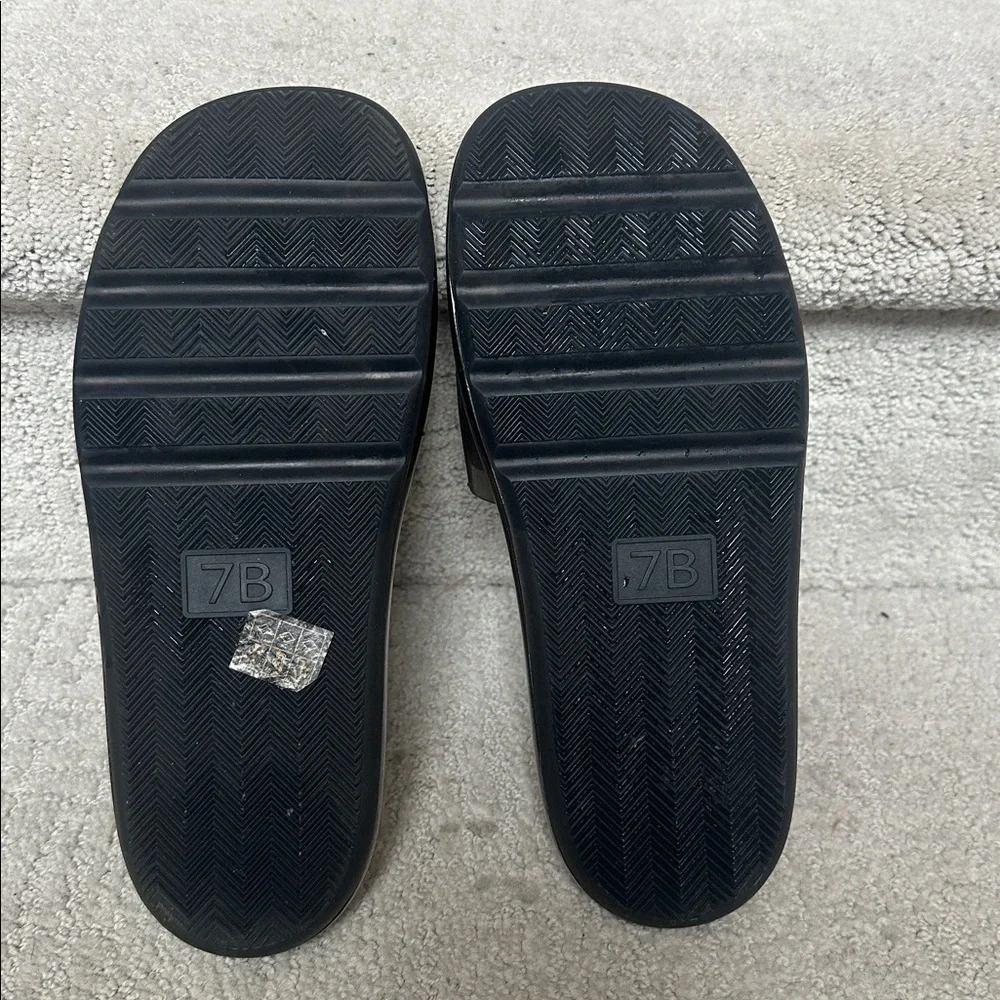 Women’s Black Slide Sandals - Sleek Slip-On Comfort